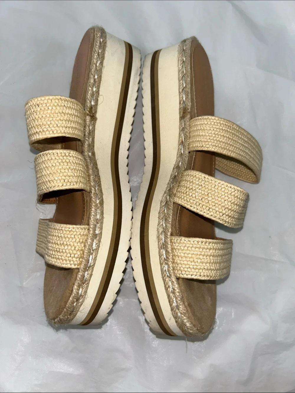 EUC Universal Thread Triple-strap Slide Sandals Size 6.5